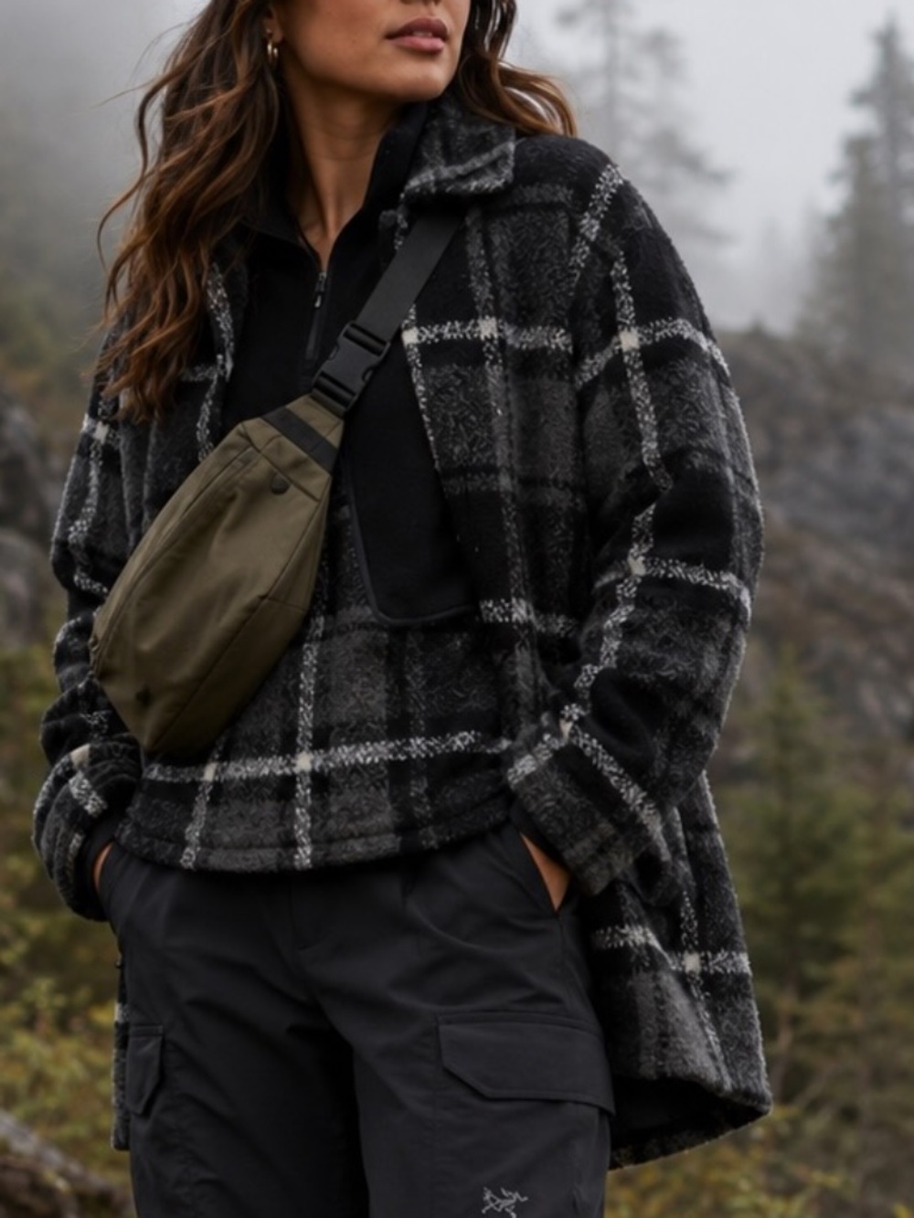 Everly Plaid Shacket Womens Size Small Black White Long Wool Blend Gorpcore